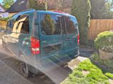 Mercedes-Benz Vito - Mercedes-Benz: Grün