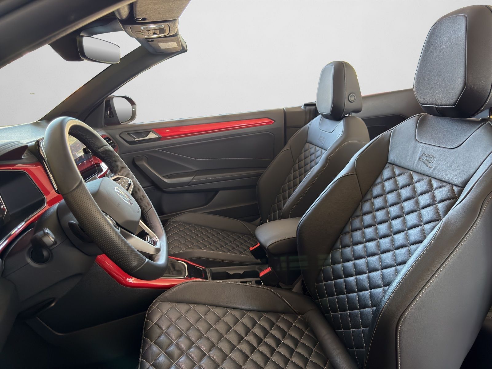 Volkswagen T-Roc - Bild 13