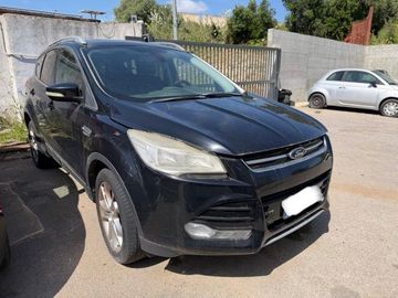 Ford Kuga - 4