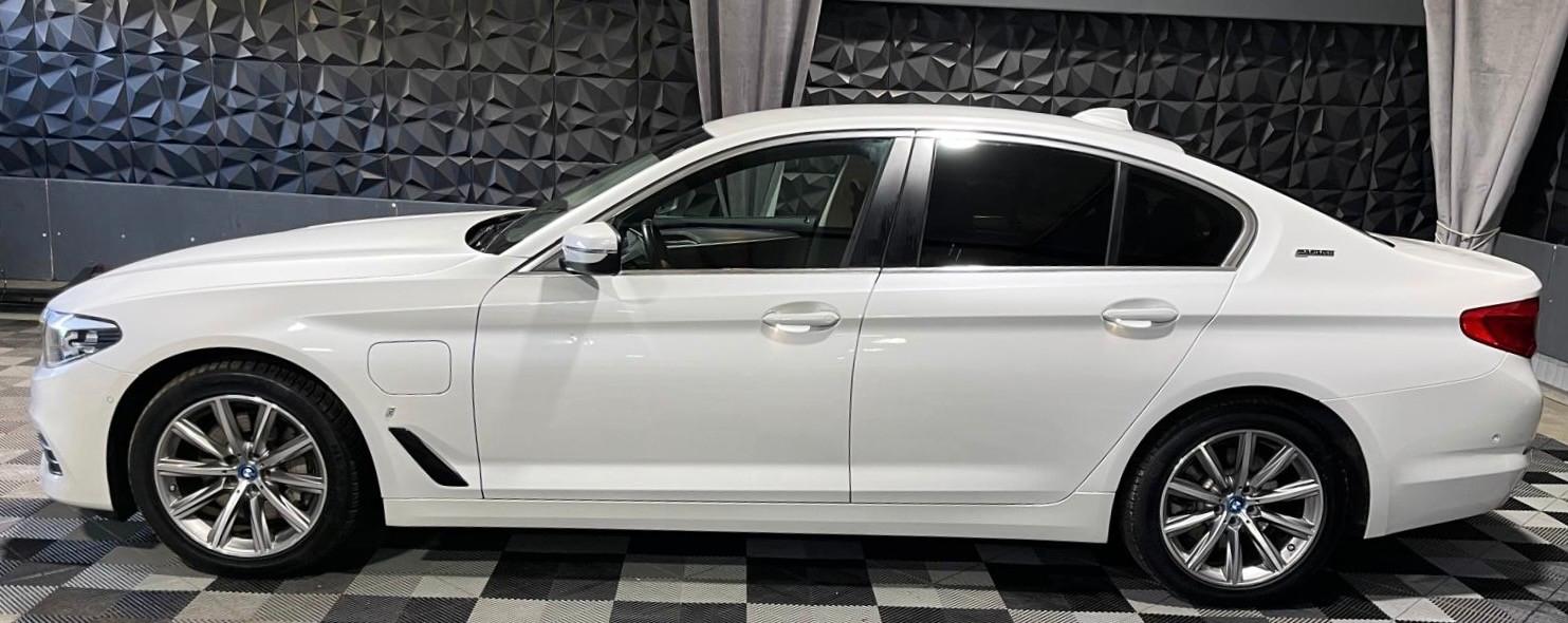 BMW 530 5 Limousine 530 e Hybrid, Navi, Kamera,LED