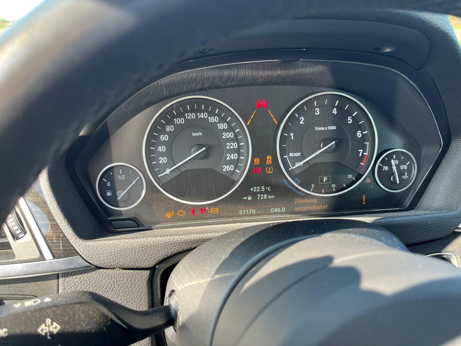 BMW 330i Touring Luxury Line Autom. Luxur...