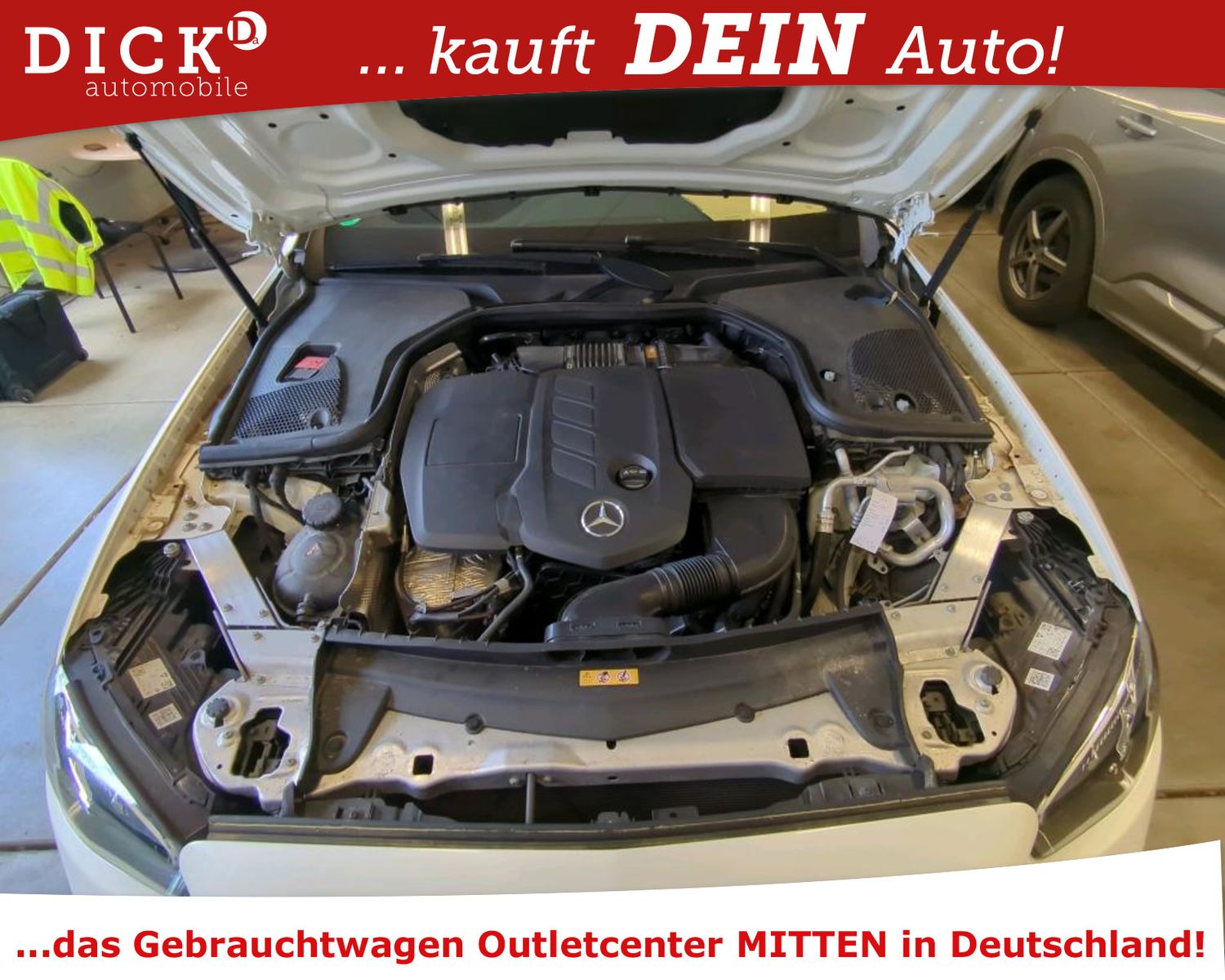 Fahrzeugabbildung Mercedes-Benz E220d T 4Mat 9G AMG/LED/ACC/PANO/VIRTU/LEDER/SHZ