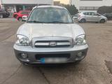 Hyundai Santa Fe. 2.4 Benzin - Hyundai SANTA FE aus 2005