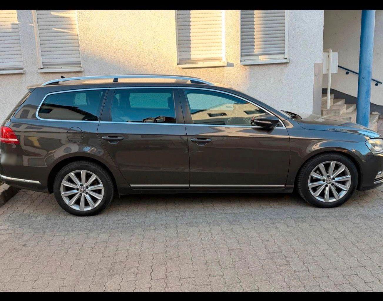 Volkswagen  2012 — photo 9