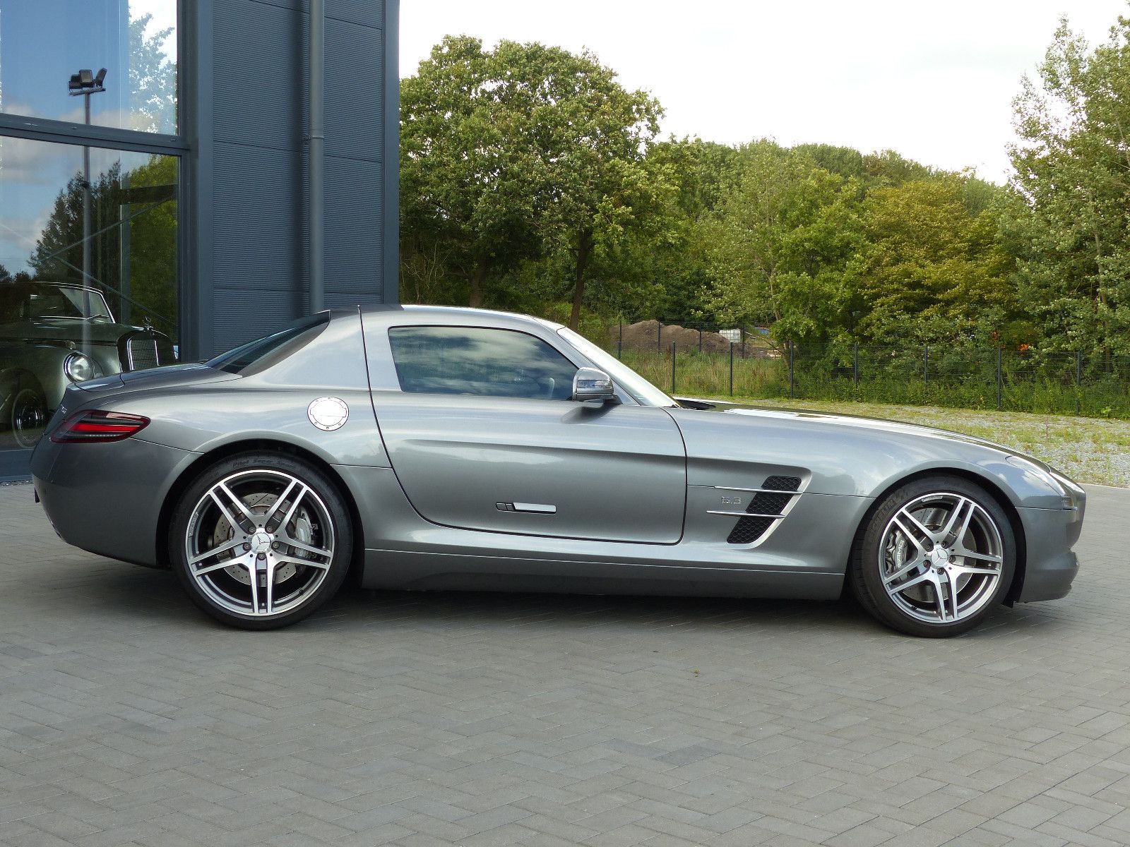 Fahrzeugabbildung Mercedes-Benz SLS AMG Coupe