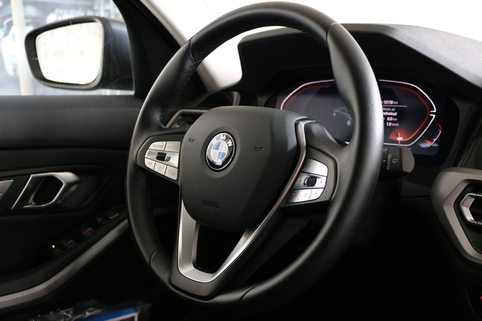 BMW 320i Touring, Live Cockpit, Driving,-u. Parking  foto 12