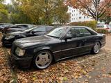 Mercedes-Benz Mercedes w124 E 220 Coupe ce AMG Paket Kli... - Mercedes-Benz E 220 mit Benzin-Antrieb: Sportwagen, Automatik