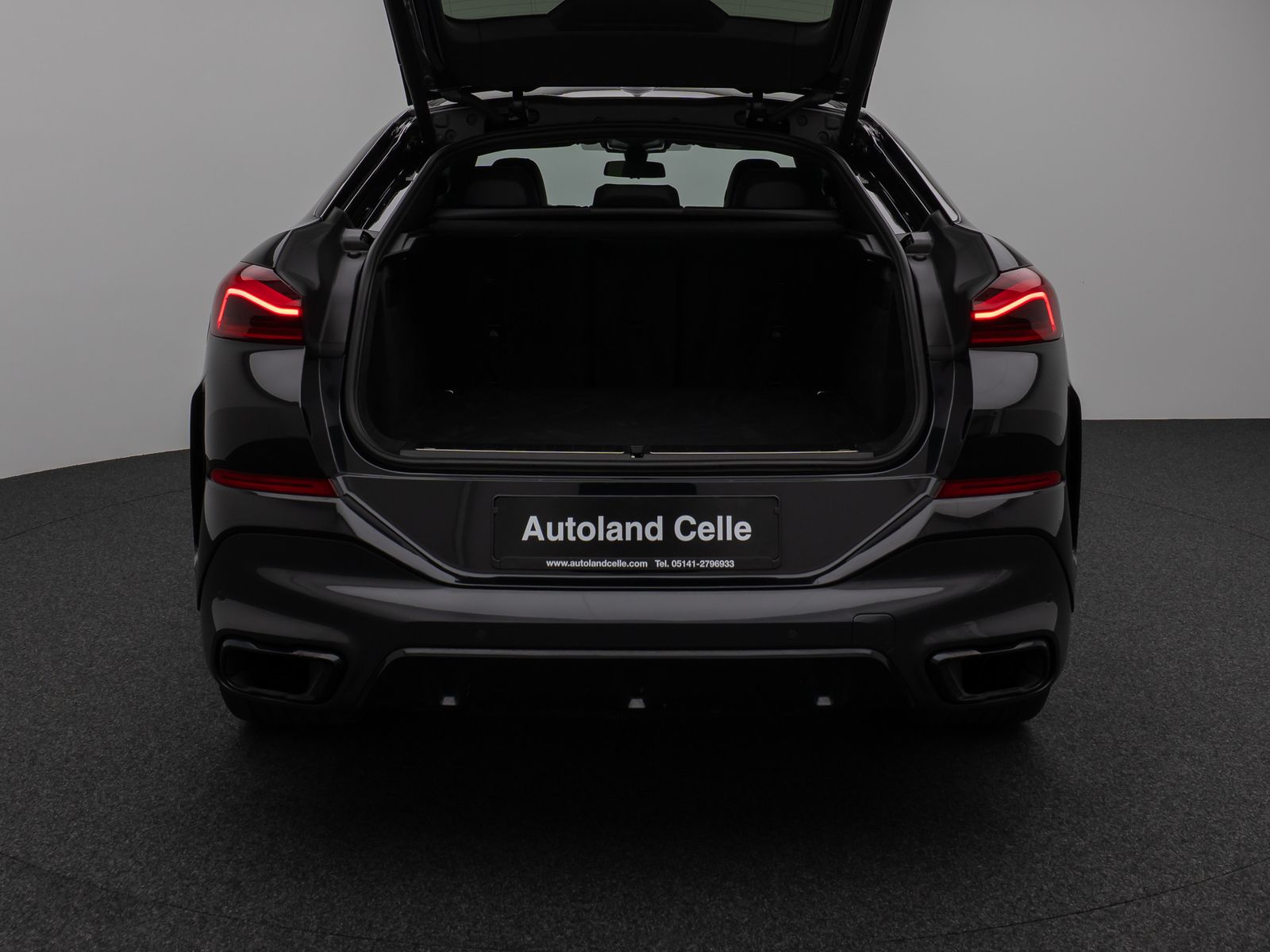 Fahrzeugabbildung BMW X6 xD40d M Sport Laser 360°HUD DAB H/K Komfort