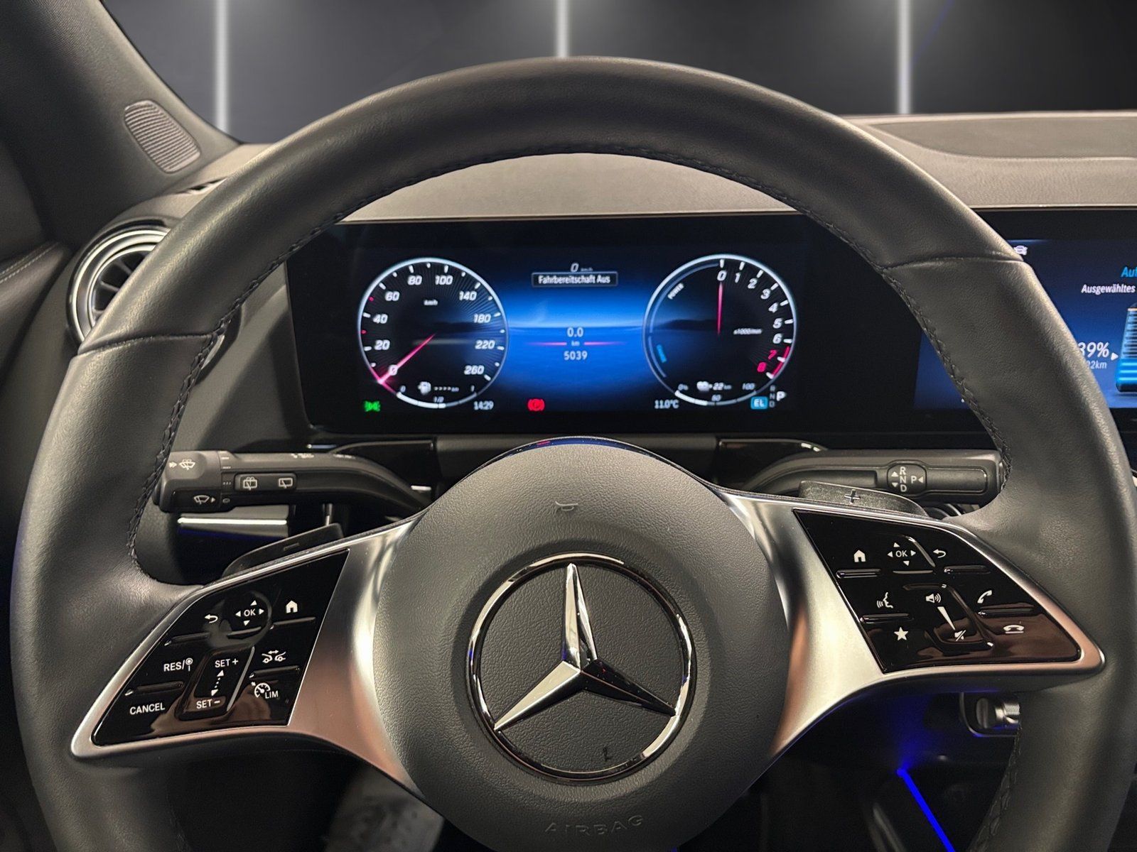 Fahrzeugabbildung Mercedes-Benz GLA 250 e Progressive*AHK*Distro*360*MBeam*11kW*