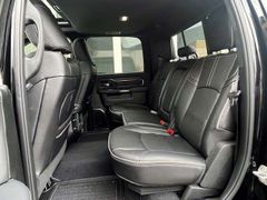 DODGE RAM 3500 Dually Crew Cab Limited 6.7TD HO sofort