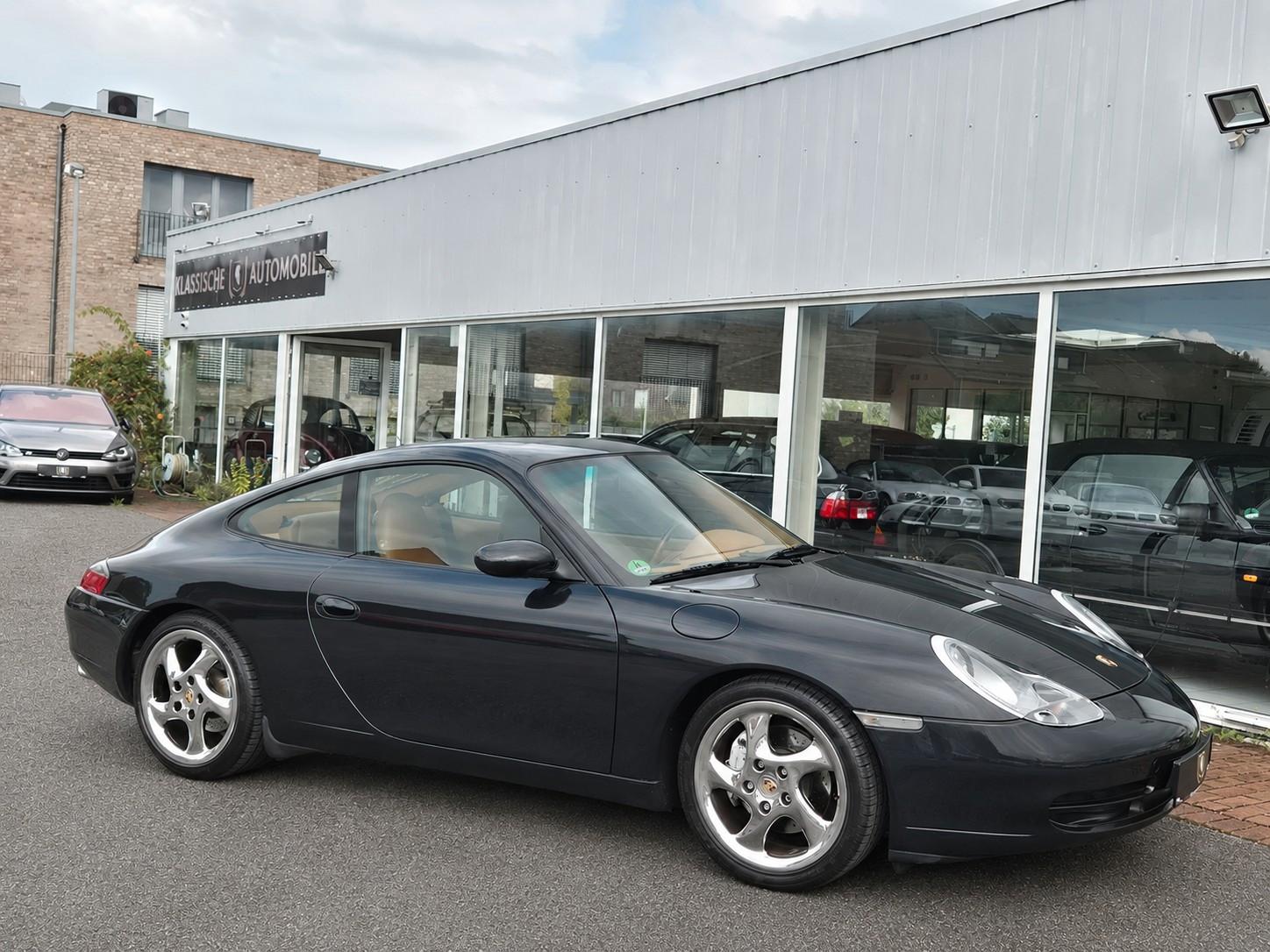 Porsche 996 Carrera 4 /Nr. 358 von 911 Millennium/BRD/1A
