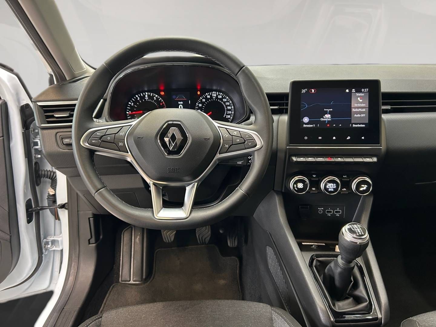 Fahrzeugabbildung Renault CLIO BUSINESS EDITION TCe 90 (MY21)