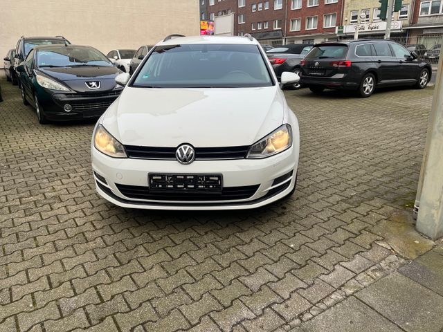 Volkswagen GOLF VII TDI-KLIMAAUT-NAVI-1HAND-EURO5-FESTPREIS