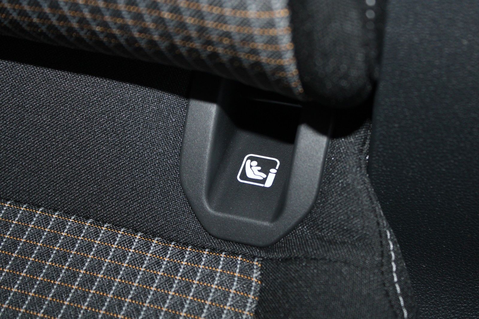 Fahrzeugabbildung Ford Tourneo Courier TREND Kamera PDC WinterPaket2