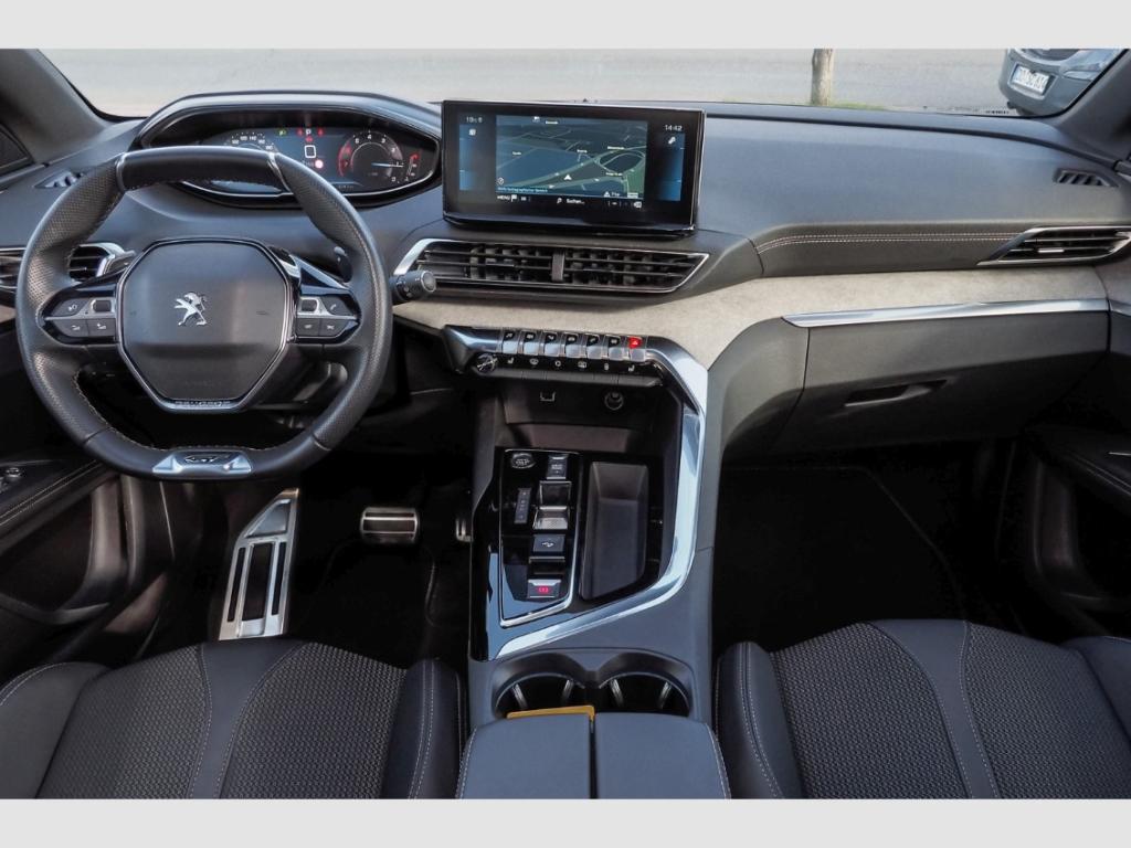 Peugeot 3008 GT Voll-LED RückKam ab.AHK Navi Allwetter