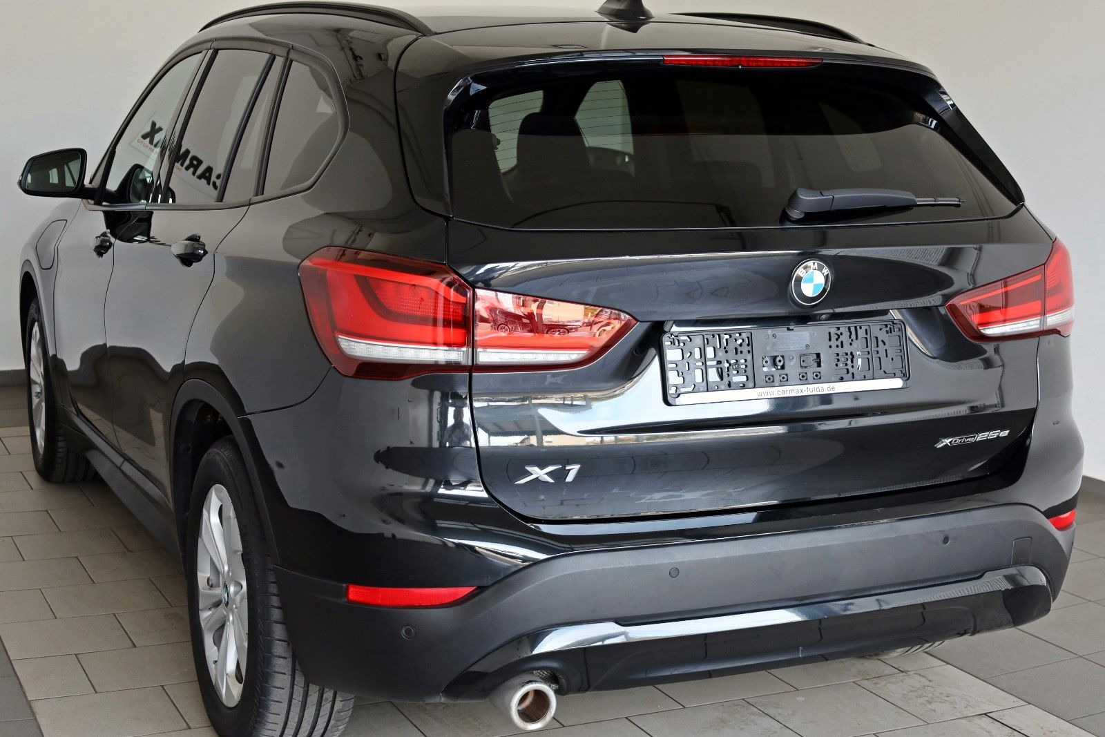 Fahrzeugabbildung BMW X1 xDrive 25e Advantage Leder,Navi,LED,Kamera,SH