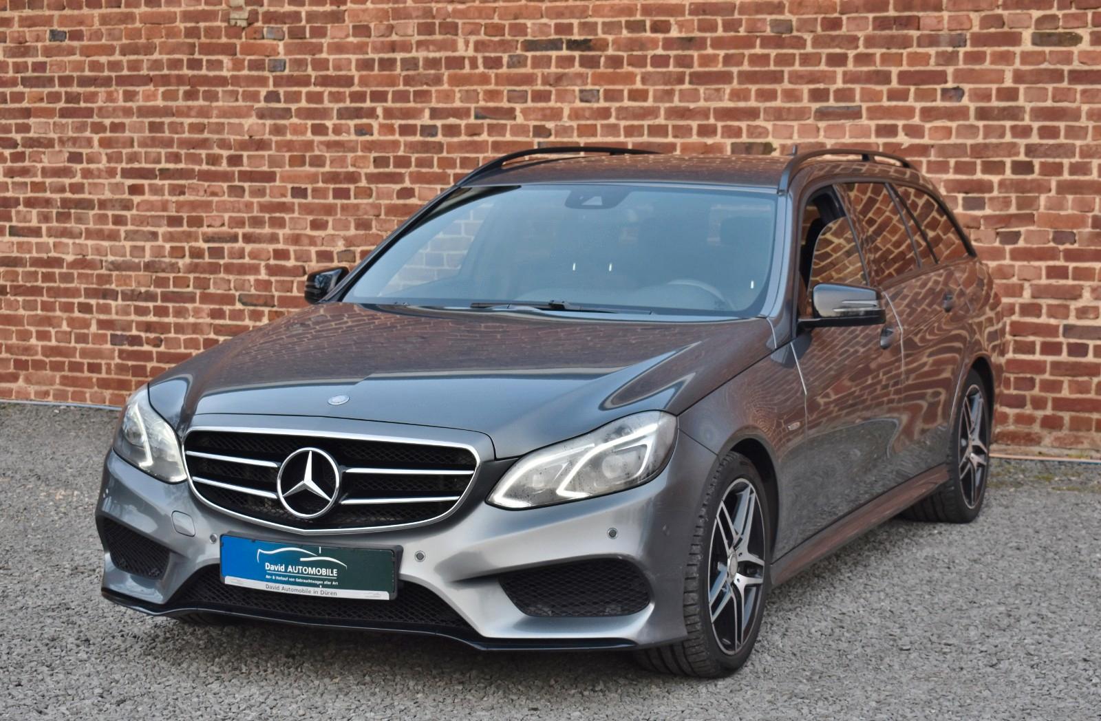 Mercedes-Benz E 220 dT AMG LINE*NIGHT PAKET LEDER NAVI LED 9G