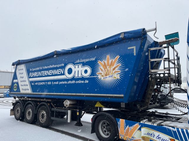 Schmitz Cargobull Getreidemulde mehrere vorhanden Reisch Schmitz