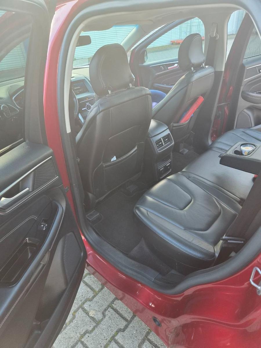 Ford Edge Benzin Titanium 3,5 V6 AWD...
