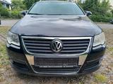 Volkswagen Passat Variant 2.0 FSI - gebrauchte Volkswagen Passat Variant aus dem Jahr 2007