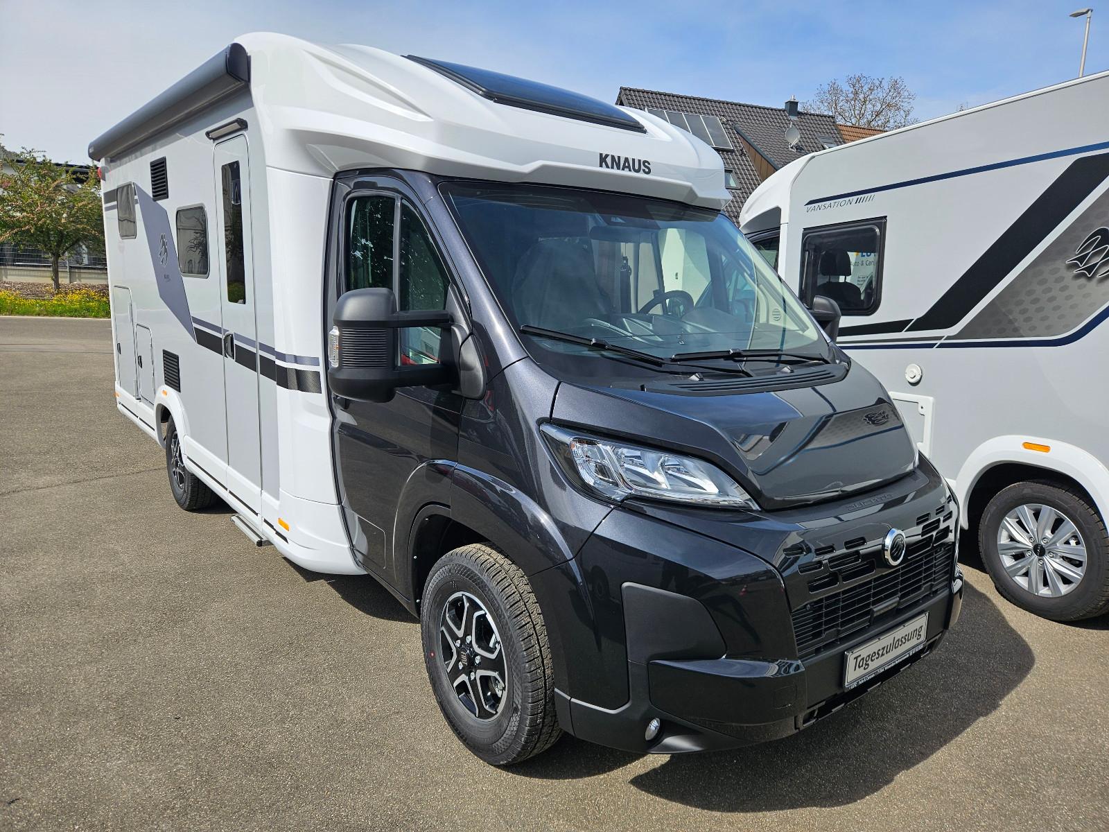 Knaus L!VE WAVE 650 MEG Black Selection