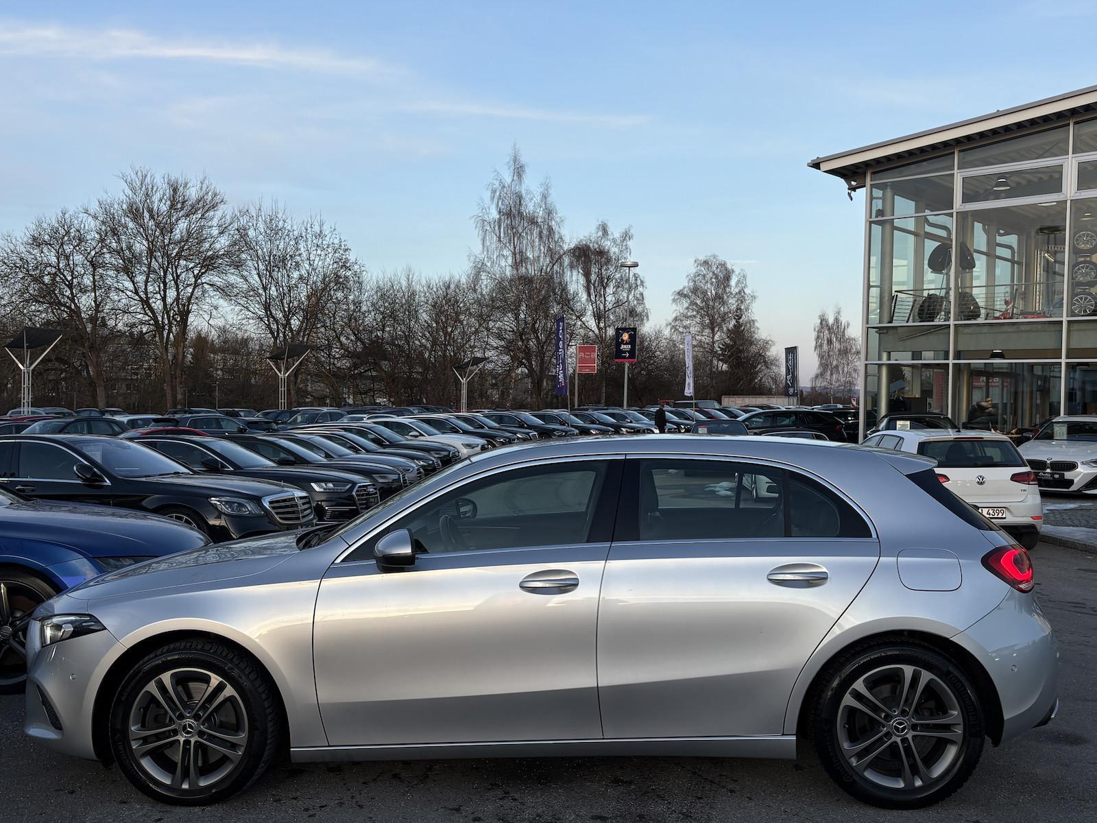 Mercedes-Benz A 250 BUSSINES/NAVIGATION/HIGHPERFORMACE-LED/PDC