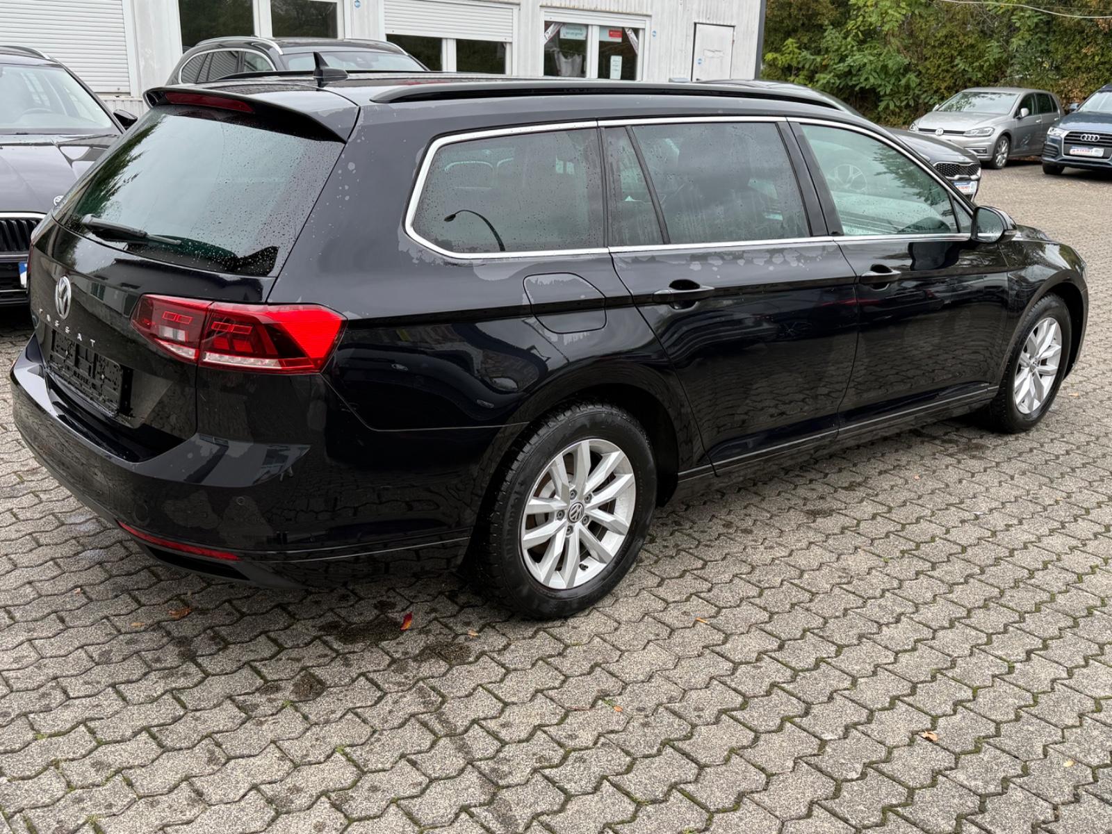 Volkswagen Passat Variant Business 1.5 TSI Automatik AHK