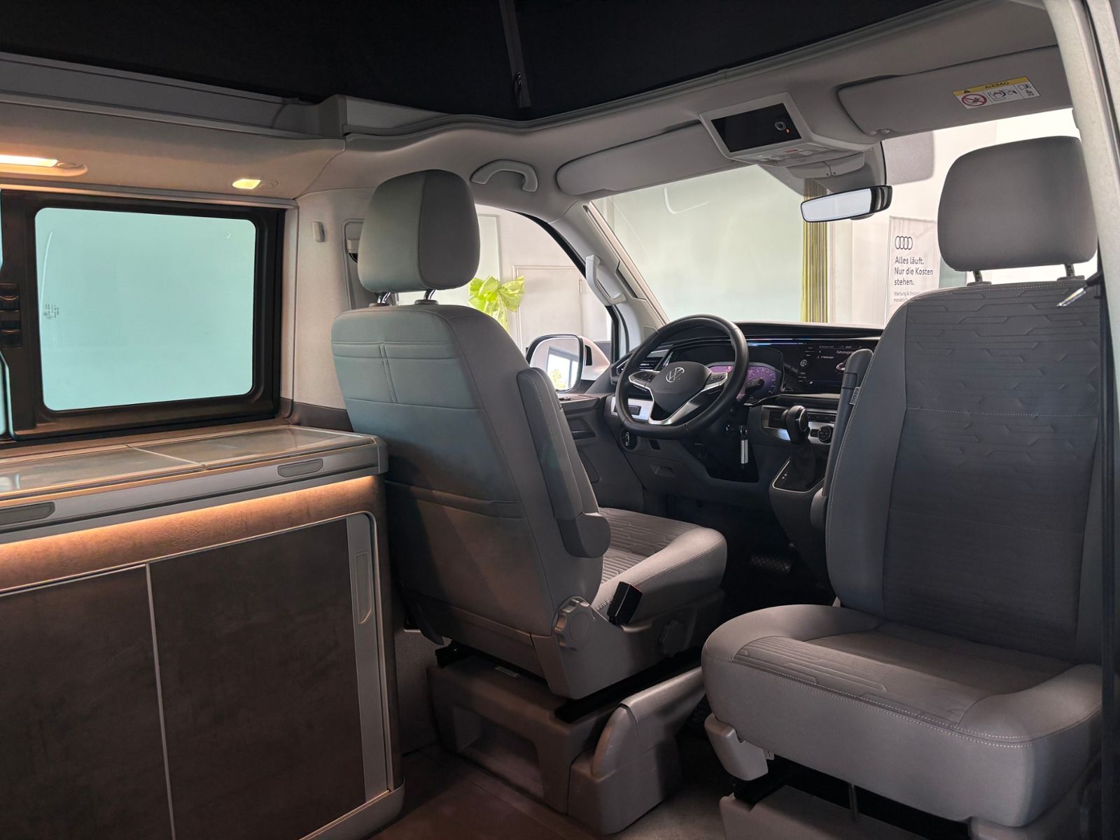 Volkswagen T6 California - Bild 8