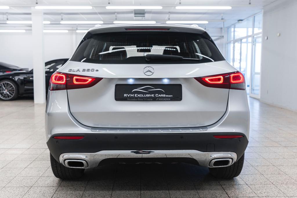 Mercedes-Benz GLA 250