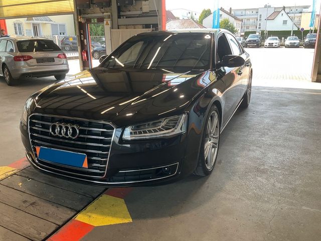 Audi A8 3.0 TDI quattro +LED+STANDHZ+ACC+TOTW+4x SHZ+