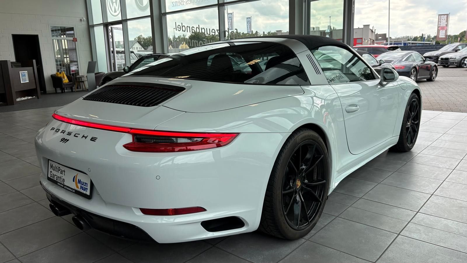 Fahrzeugabbildung Porsche 991/911 Targa 4 SAGA Sport Chrono