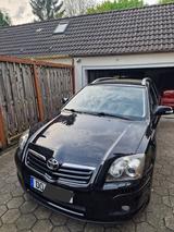 Toyota Avensis Combi Executive 2.0-l-VVT-i Executive