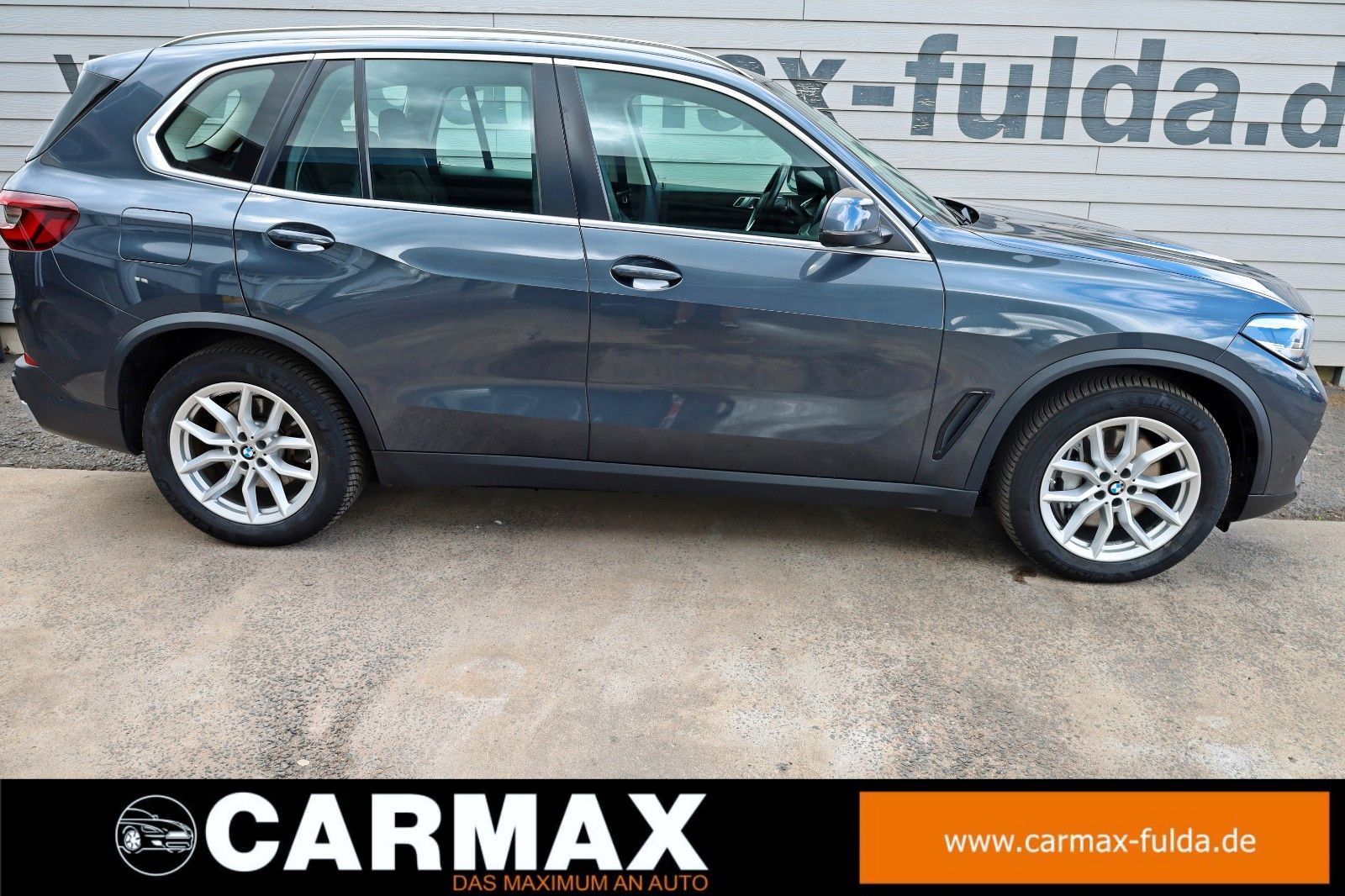 Fahrzeugabbildung BMW X5 xDrive 45e Leder,Navi,LED,SH,Panorama,Parkass