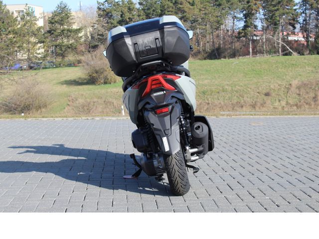 Honda Forza125 *Aktion*