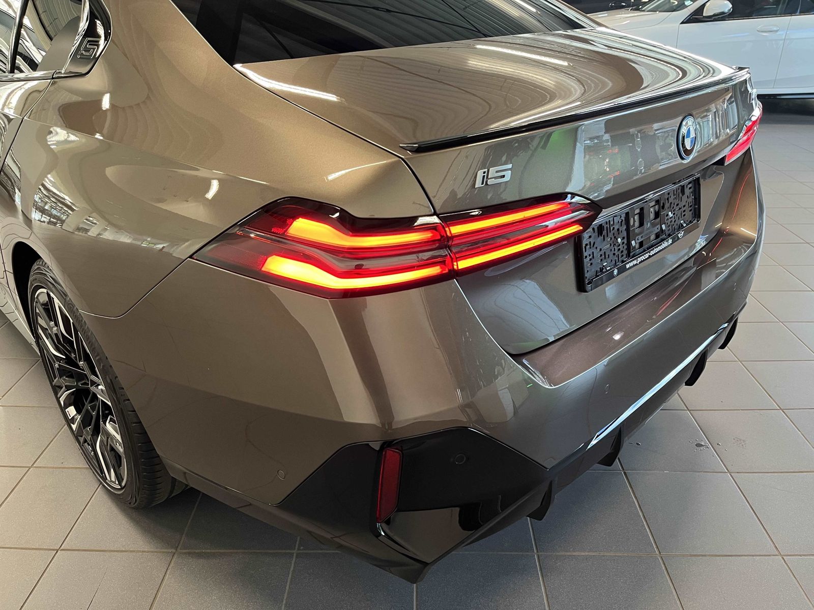 BMW i5 - Bild 6
