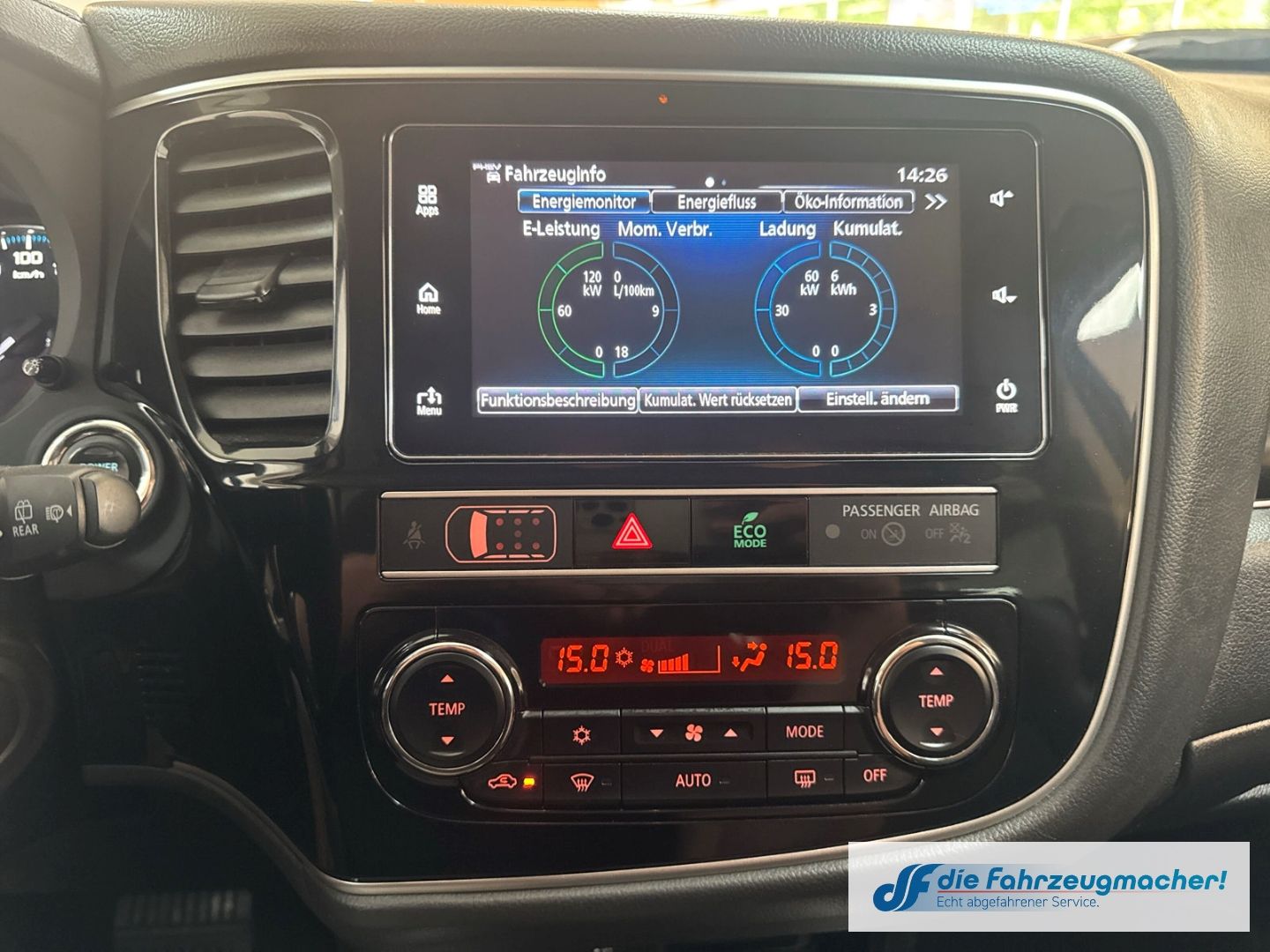 Fahrzeugabbildung Mitsubishi Outlander PHEV Plus 4WD StandHZG LED ACC El. Hec