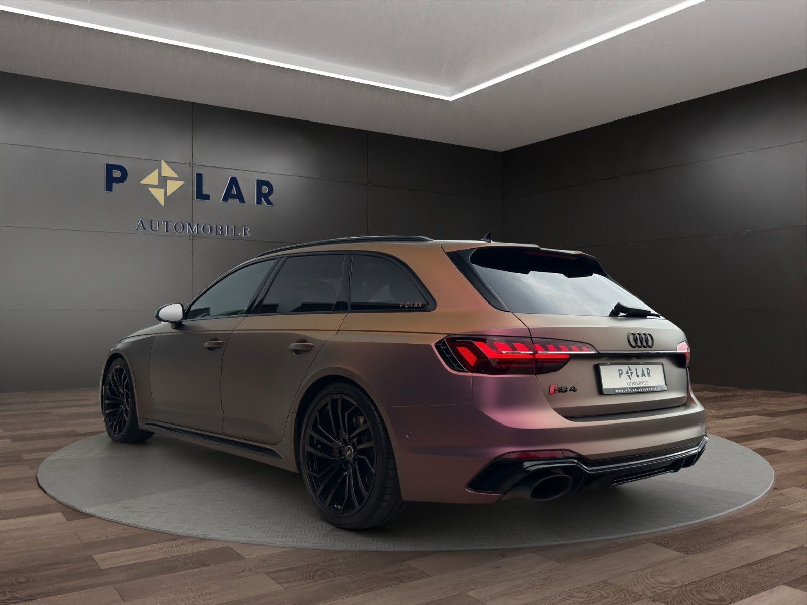 Fahrzeugabbildung Audi RS4 Avant *Pano*280km/h*B&O*HUD*Matrix*Ambiente+