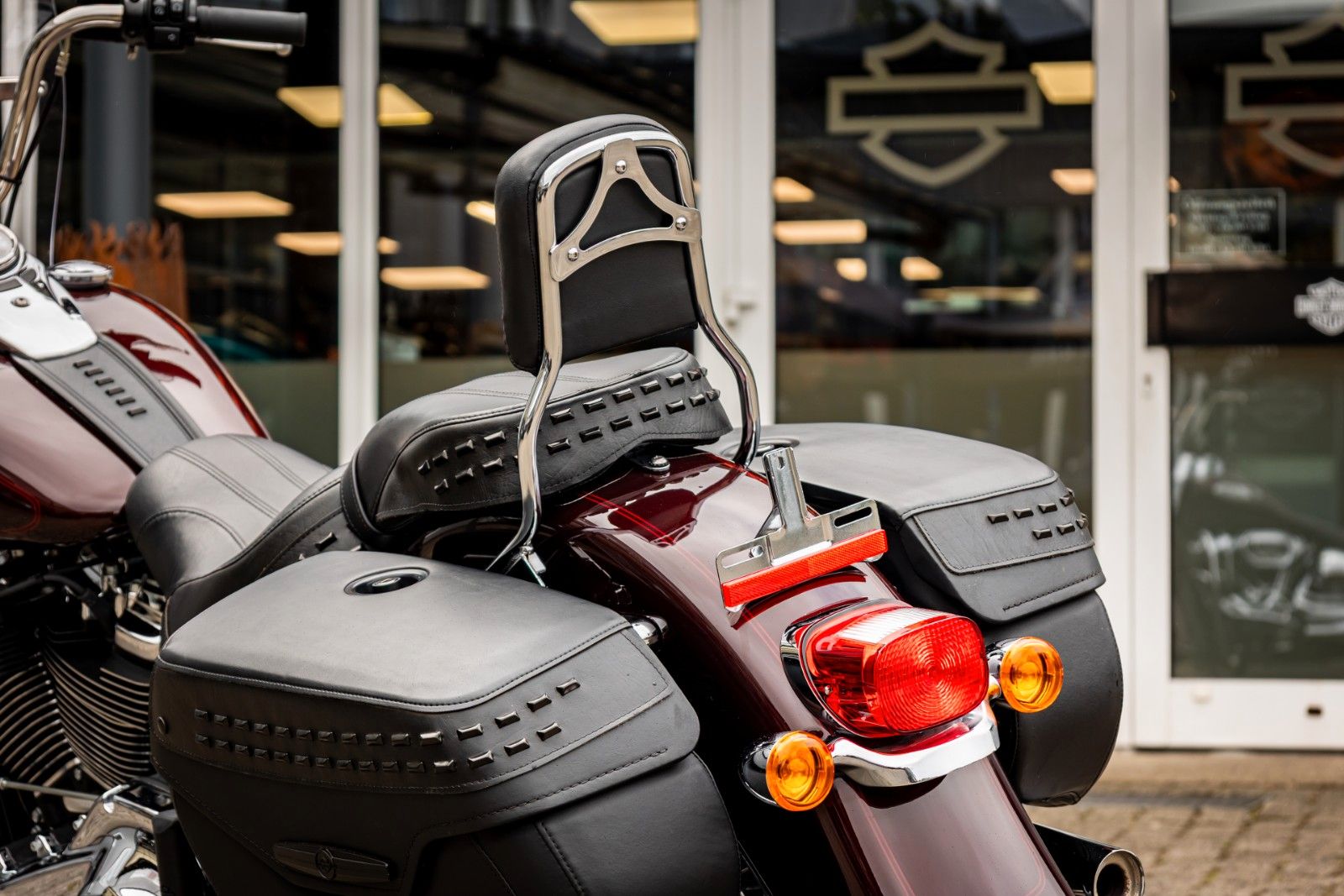 Fahrzeugabbildung Harley-Davidson Softail Heritage FLHCS 114 CUI -NEUWERTIG -
