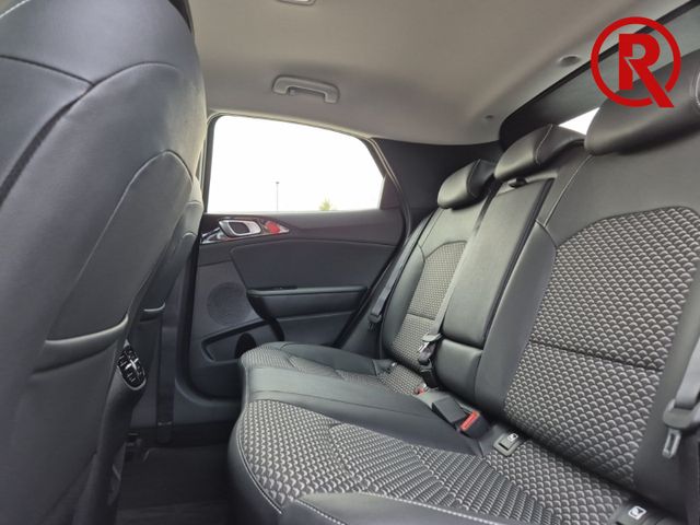 XCeed Vision 1.0 T-GDI Fernlichtass. Navi Rückfa