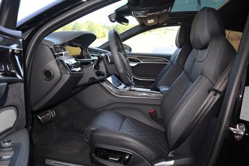 صورة مصغرة 28 لـ 2026 AUDI S8