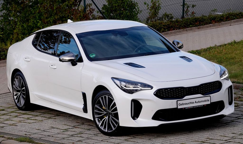 Image of Kia Stinger