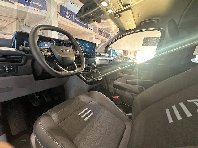 Fahrzeugabbildung Ford Tourneo Custom Bus 320 L2 Active NEUES MODELL