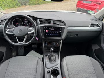 Volkswagen Tiguan - 8