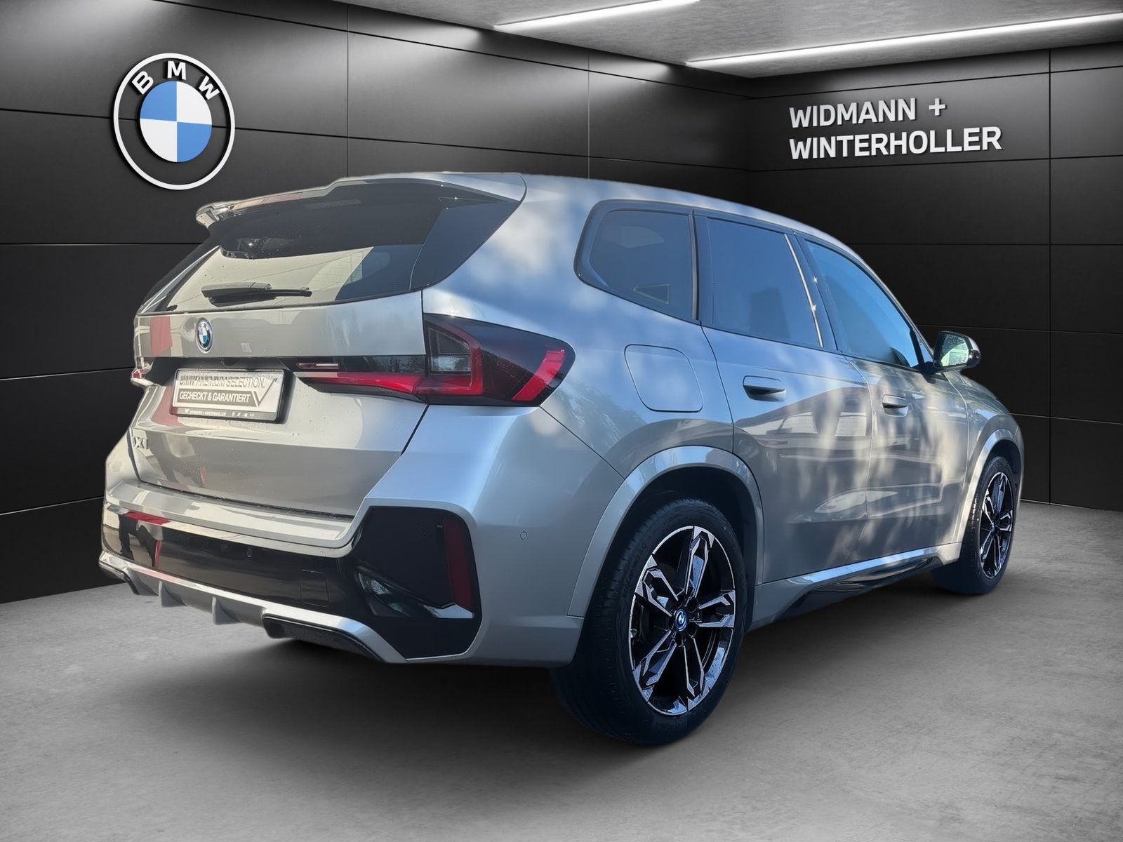 BMW iX xDrive30 M Sport ad.LED HUD PA DA Pano AHK foto 4