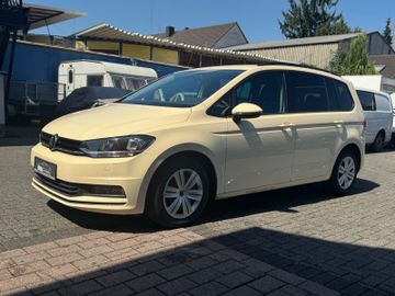 Volkswagen Touran - 3