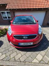 Kia Venga 1.6 CRDi FIFA WORLD CUP EDITION FIFA W... - rote Kia Venga