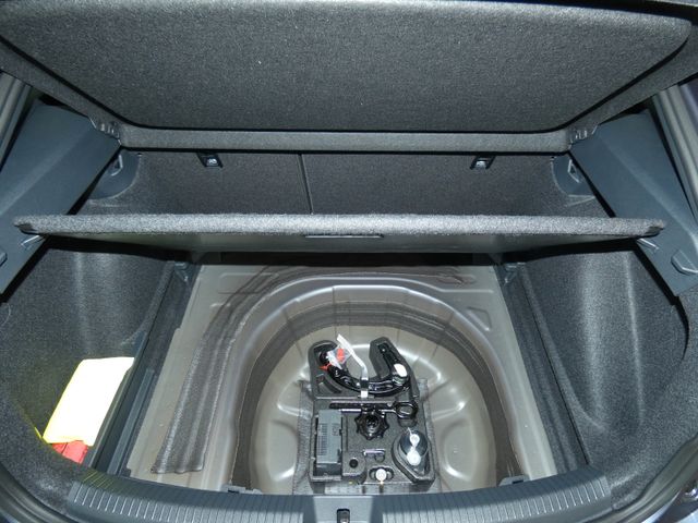 Taigo 1.0 TSI R-Line DSG AHK PANO ACC NAV KAMERA
