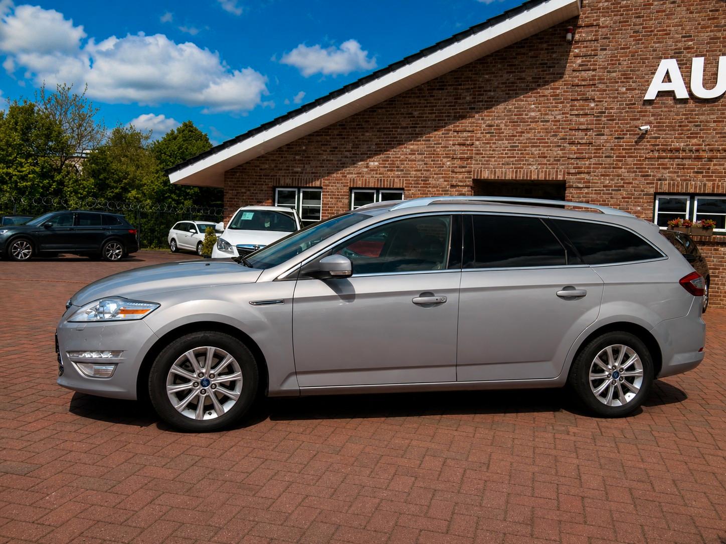 Ford Mondeo 2011 — photo 10