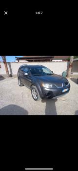 Mitsubishi Outlander 2.0 DI-D Instyle 7 p.ti DPF - Mitsubishi Outlander Kombi Gebrauchtwagen