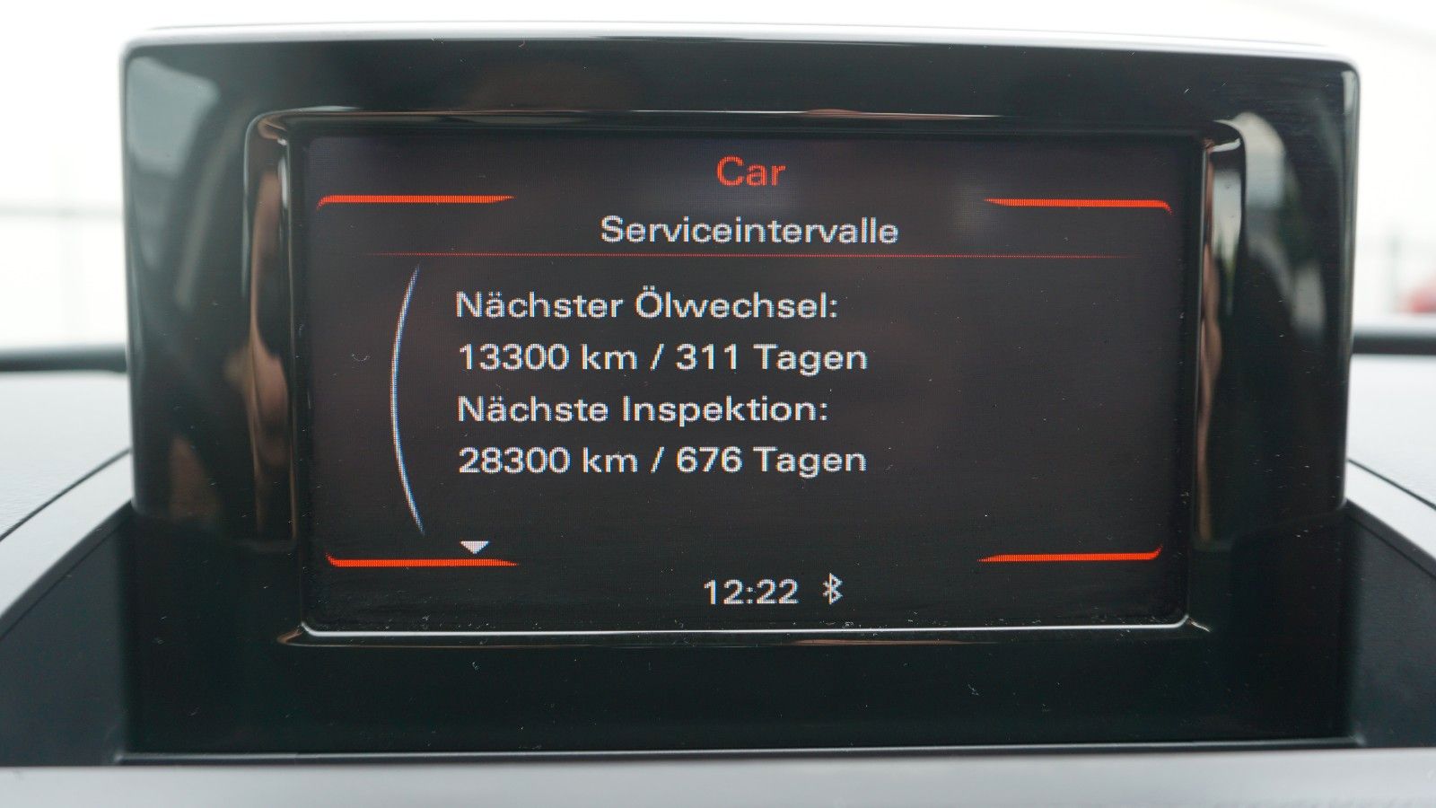 Fahrzeugabbildung Audi Q3 S Line, Navi, LED, AHK, Keyless, Start & Stop